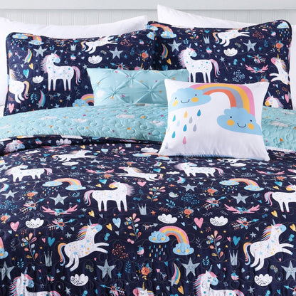 Porch & Den Marguerite Unicorn/ Heart Pattern Quilt Set