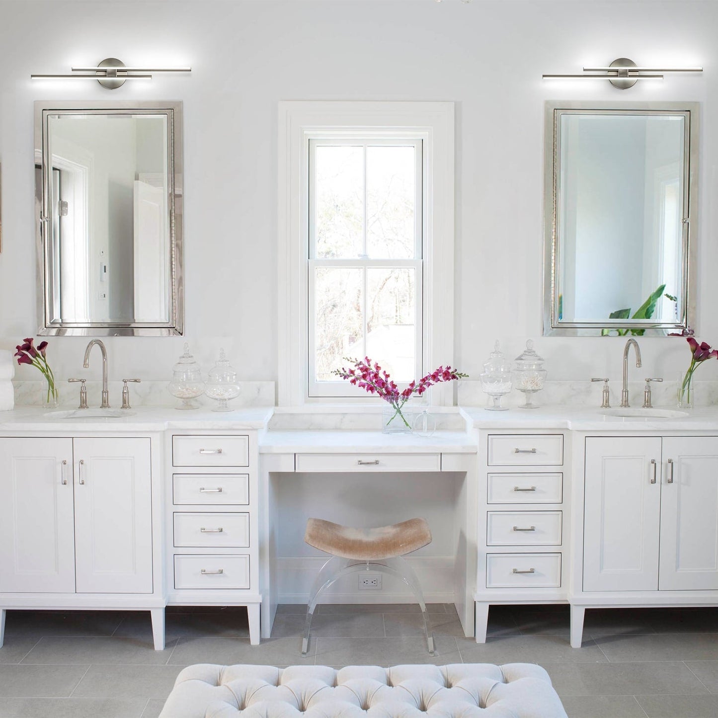 Minimalist 2-Light Dimmable LED Vanity Light Linear Metal Wall Sconce