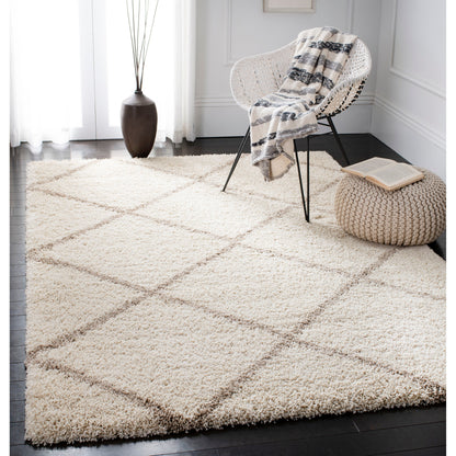 SAFAVIEH Hudson Shag Raili Diamond Trellis 2-inch Thick Rug