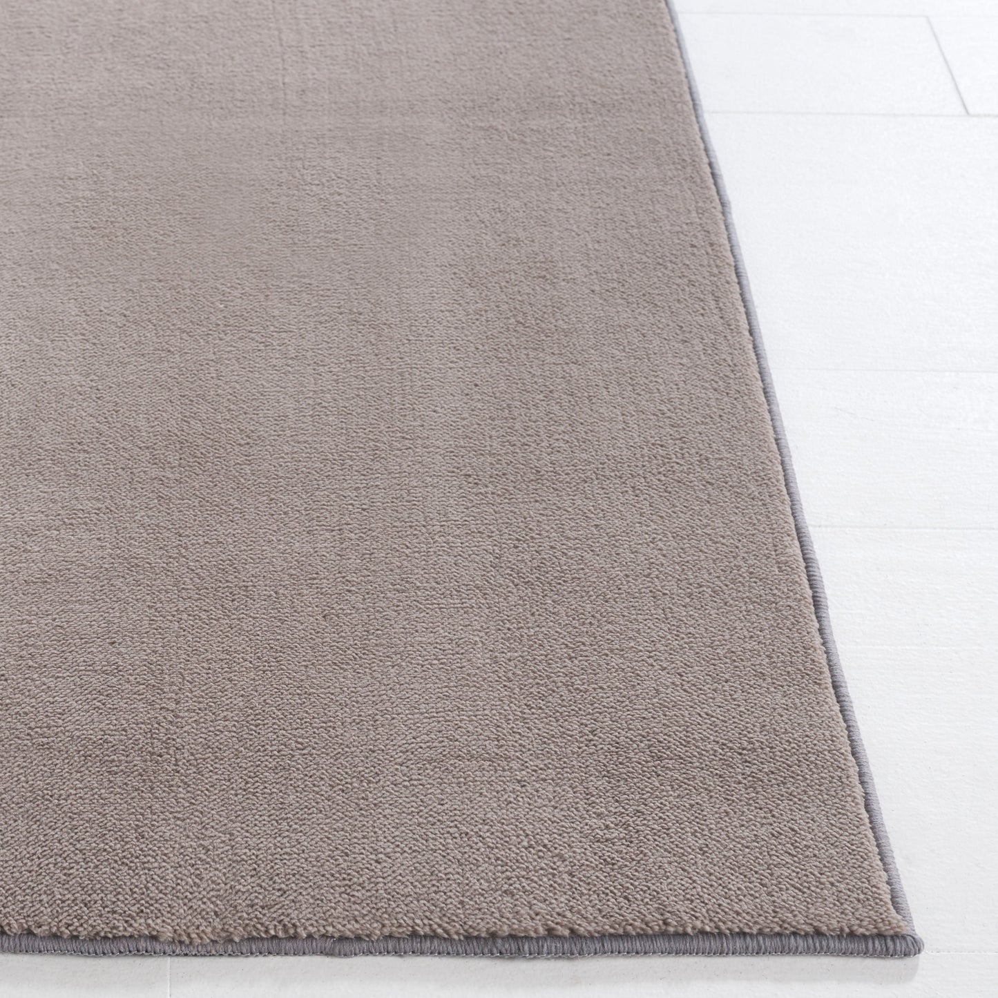 SAFAVIEH Loft Saundra Contemporary Machine Washable Rug