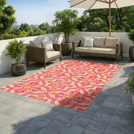 Vista Home Capri Mixed Pile Pink/Orange Floral Indoor- Outdoor Rug.