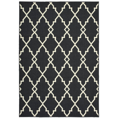 Vista Home Malta Lattice Black/ Off-White Indoor Outdoor Area Rug.